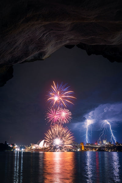 Lightning & Fireworks - DT223